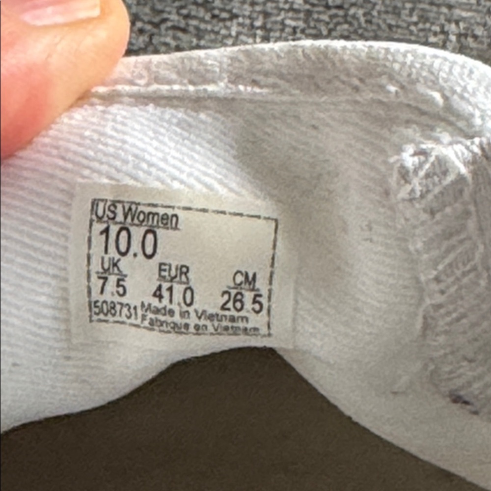 Vans Classic White cavas Slip-On Sneakers women’s size 10 - Picture 5 of 7
